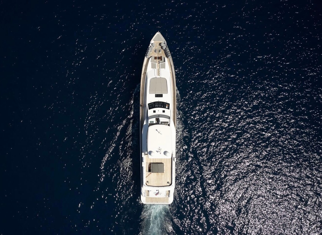 LUNA 130 ft luxury yacht charter in Miami