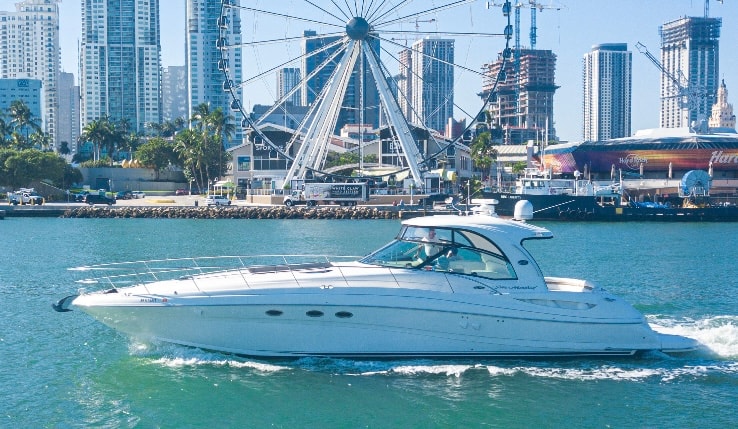 Luxury yacht rental near Miami Beach